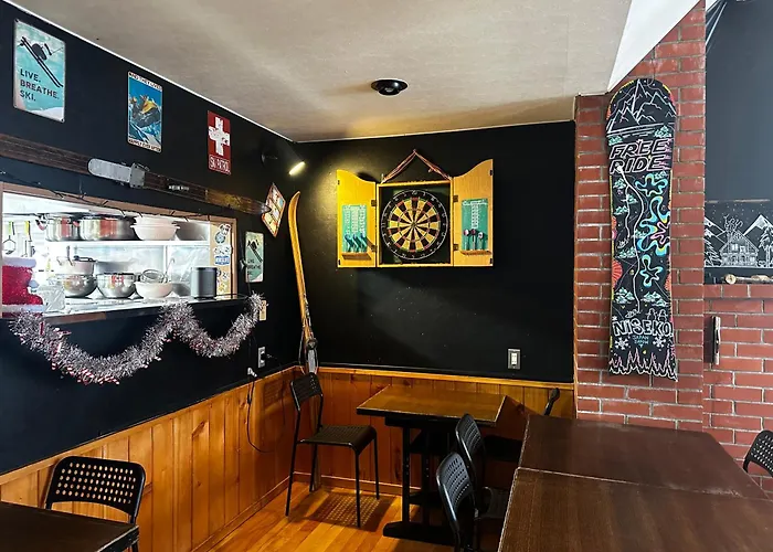 Freeride Backpackers NisekoVilla